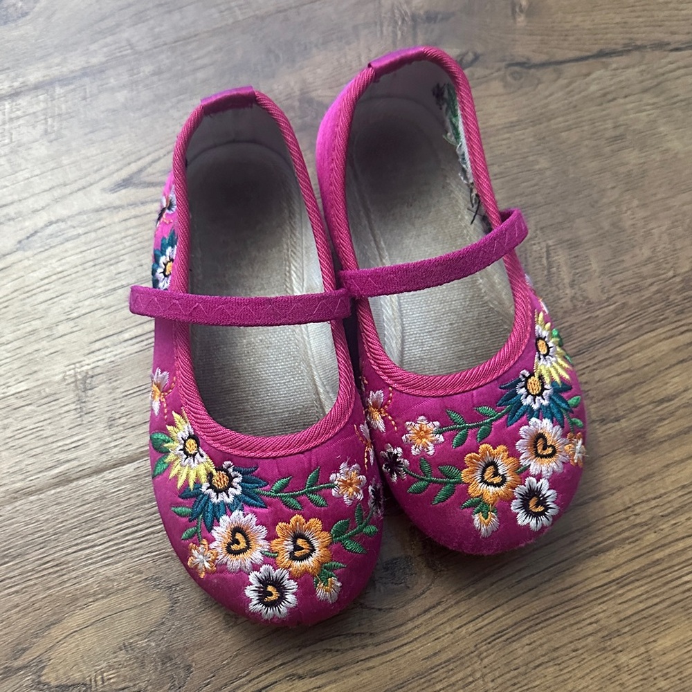 Toddler Encanto (Mirabel) shoes